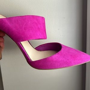 Jessica Simpson Magenta Pumps